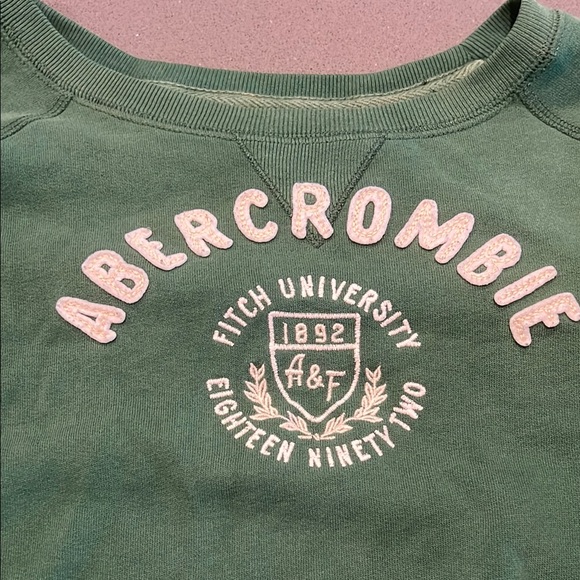 Abercrombie & Fitch Green Women's Sweater vintage - Picture 2 of 4